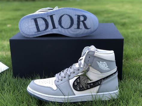 jordan dior skor|farfetch jordan x dior.